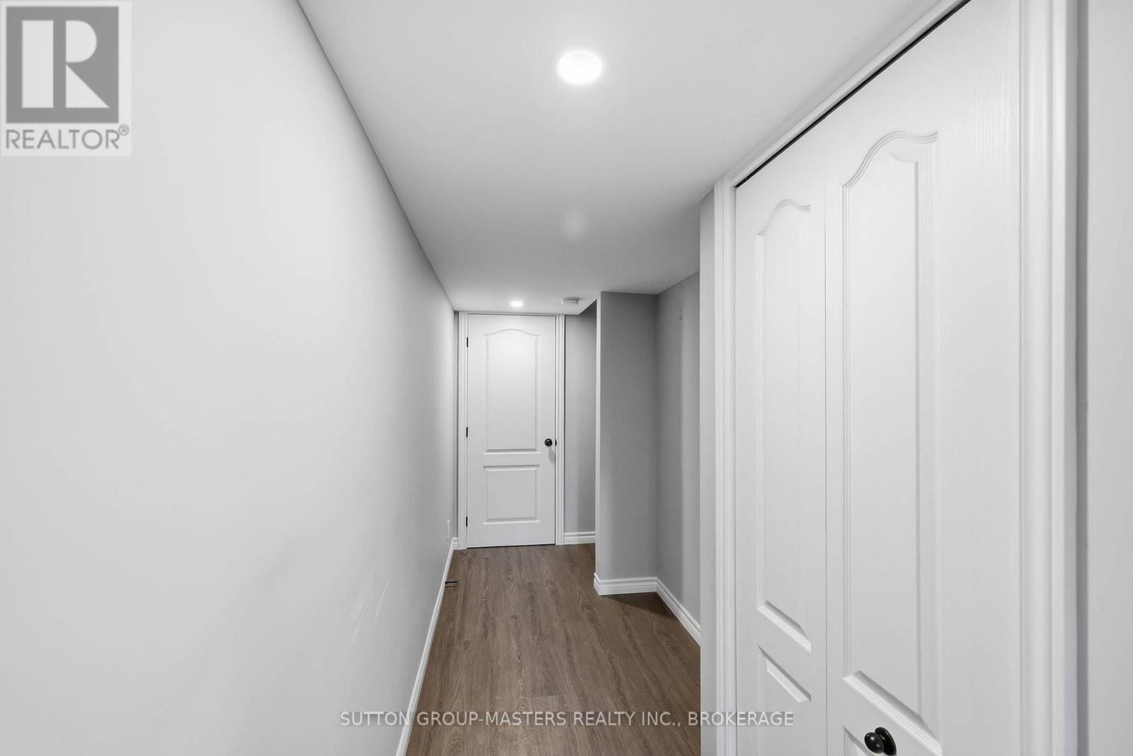 1596 CRIMSON CRESCENT - 33