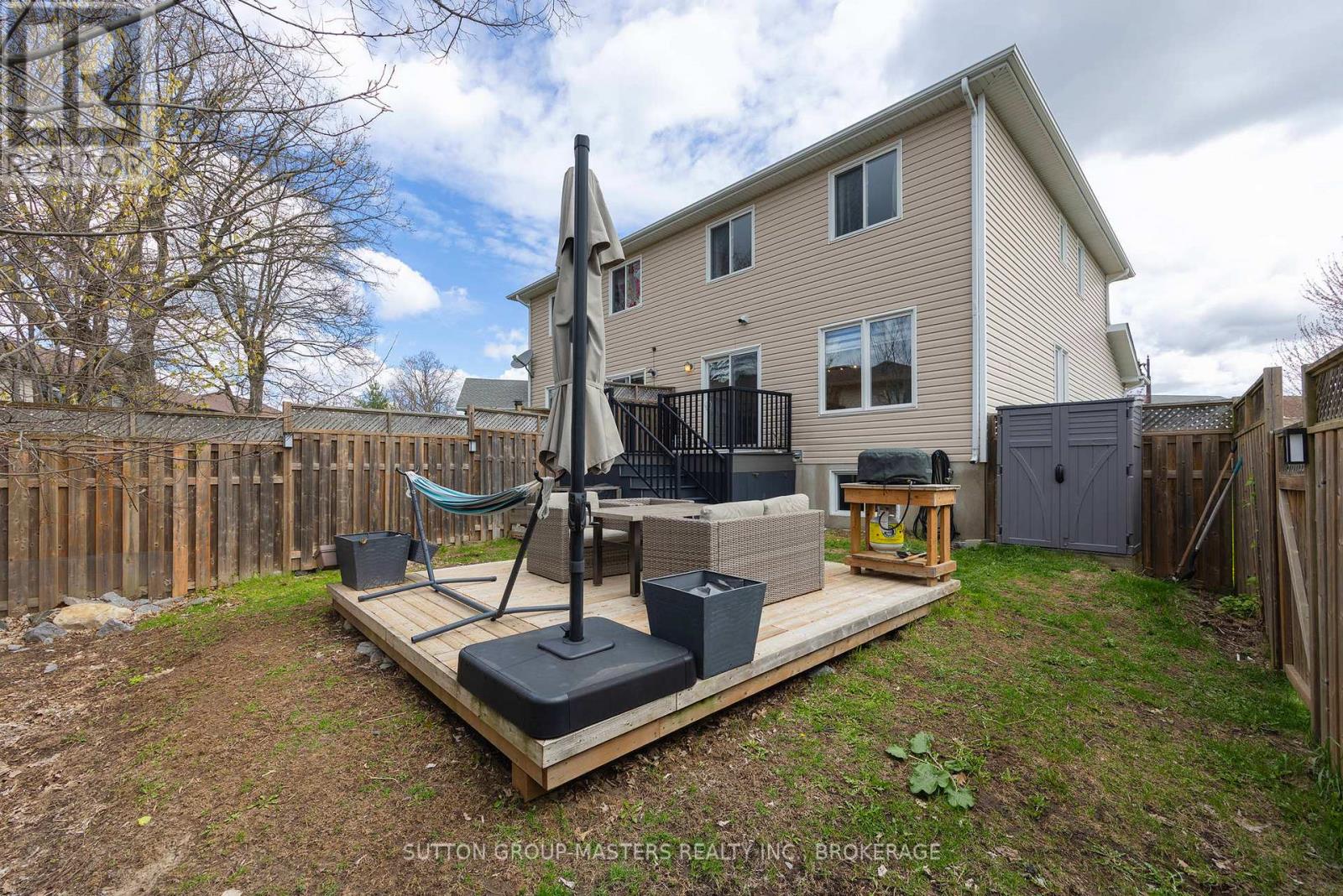 1596 CRIMSON CRESCENT - 42