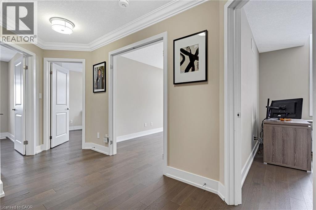 900 PONDCLIFFE Court - 25