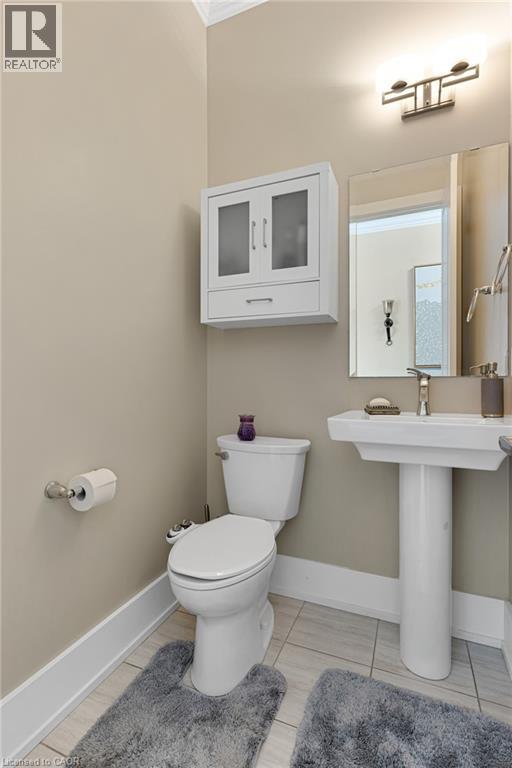 900 PONDCLIFFE Court - Image 3
