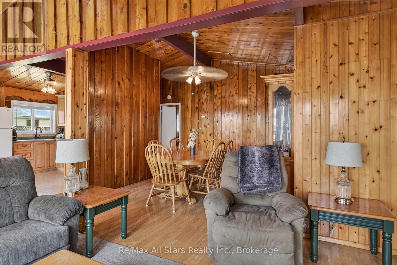 132 FENELON DRIVE - 14