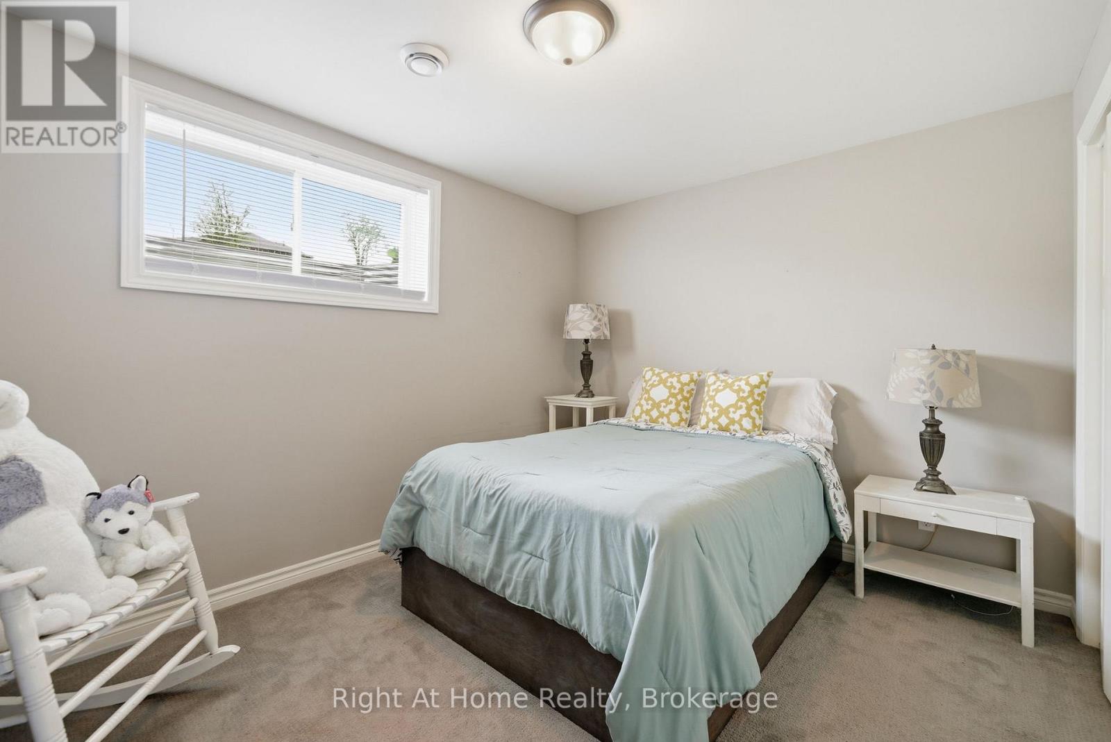 144 HIDDENVALLEY DRIVE - 33