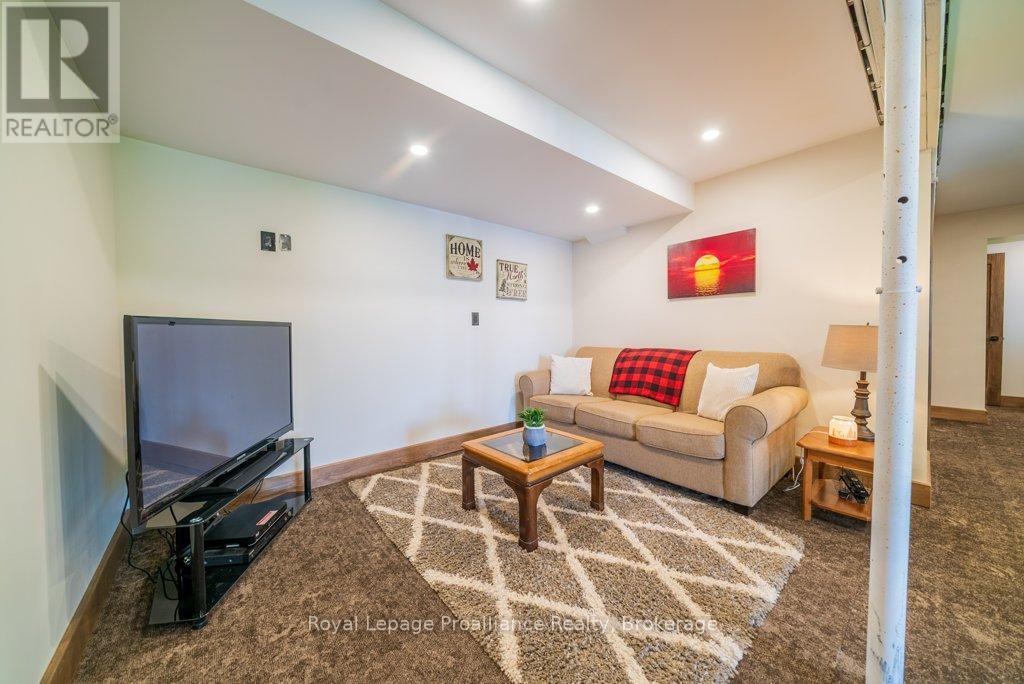 1202 ROCKY LANE LANE - 25