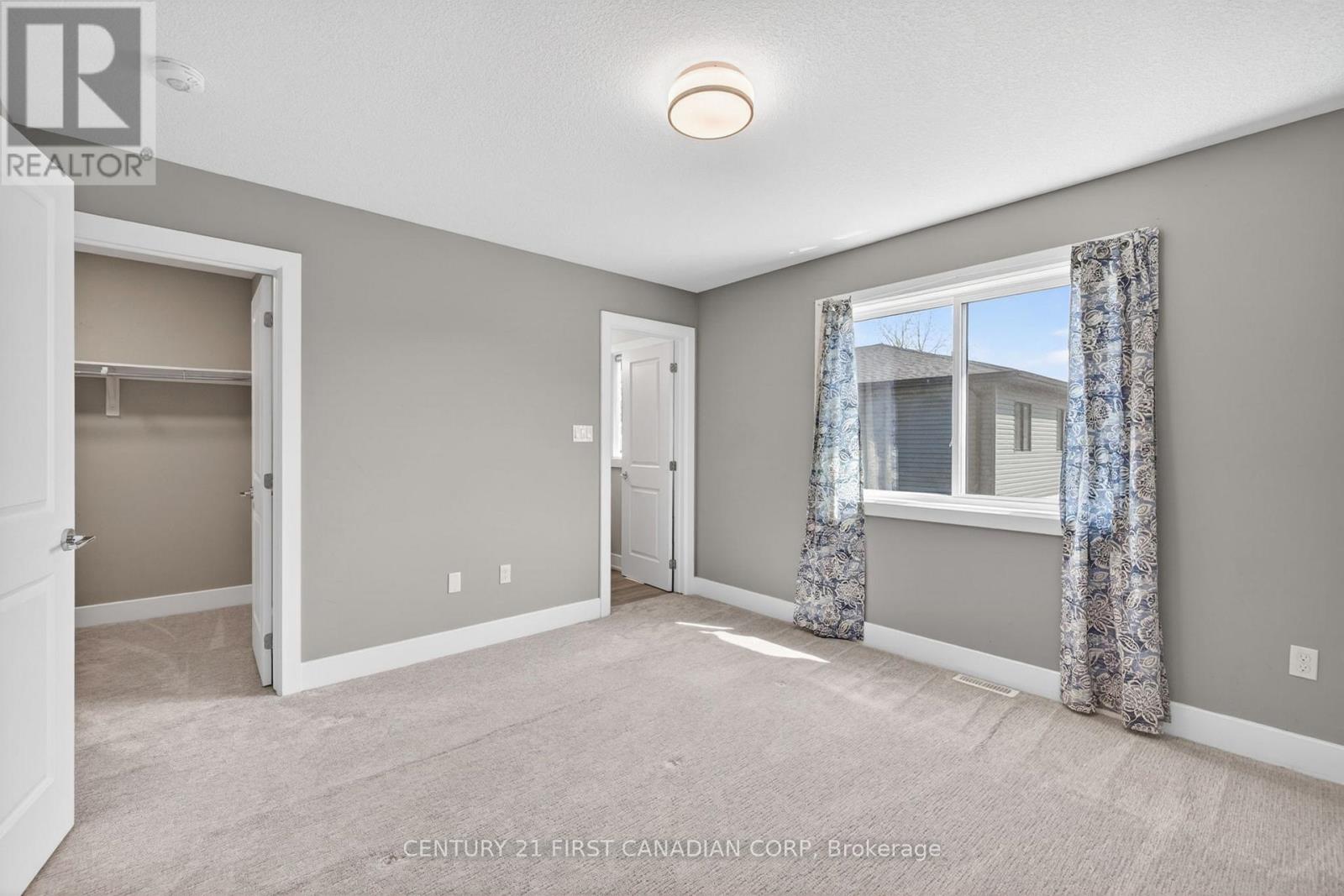 #84 601 LIONS PARK DRIVE - 15