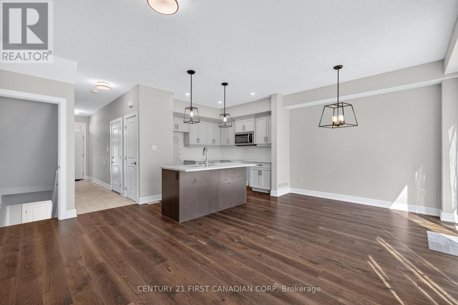 #84 601 LIONS PARK DRIVE - 6
