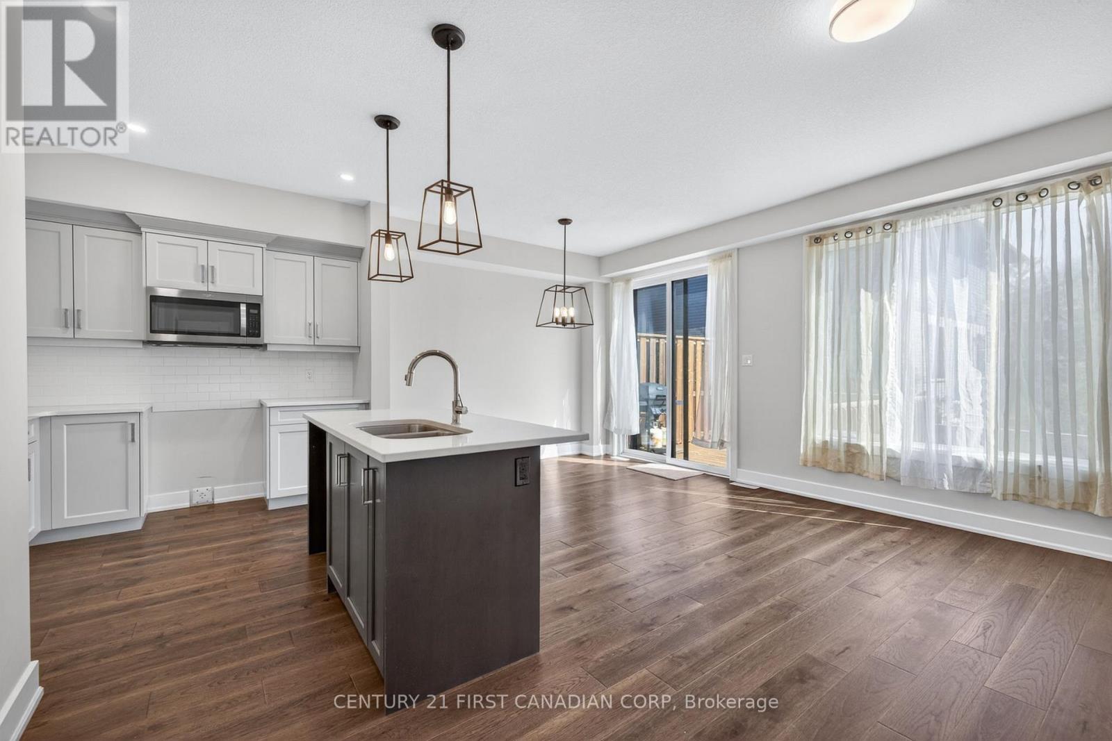 #84 601 LIONS PARK DRIVE - 8