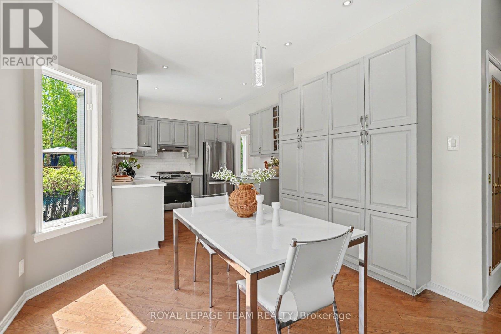 15 LADYBIRDS CRESCENT - 16