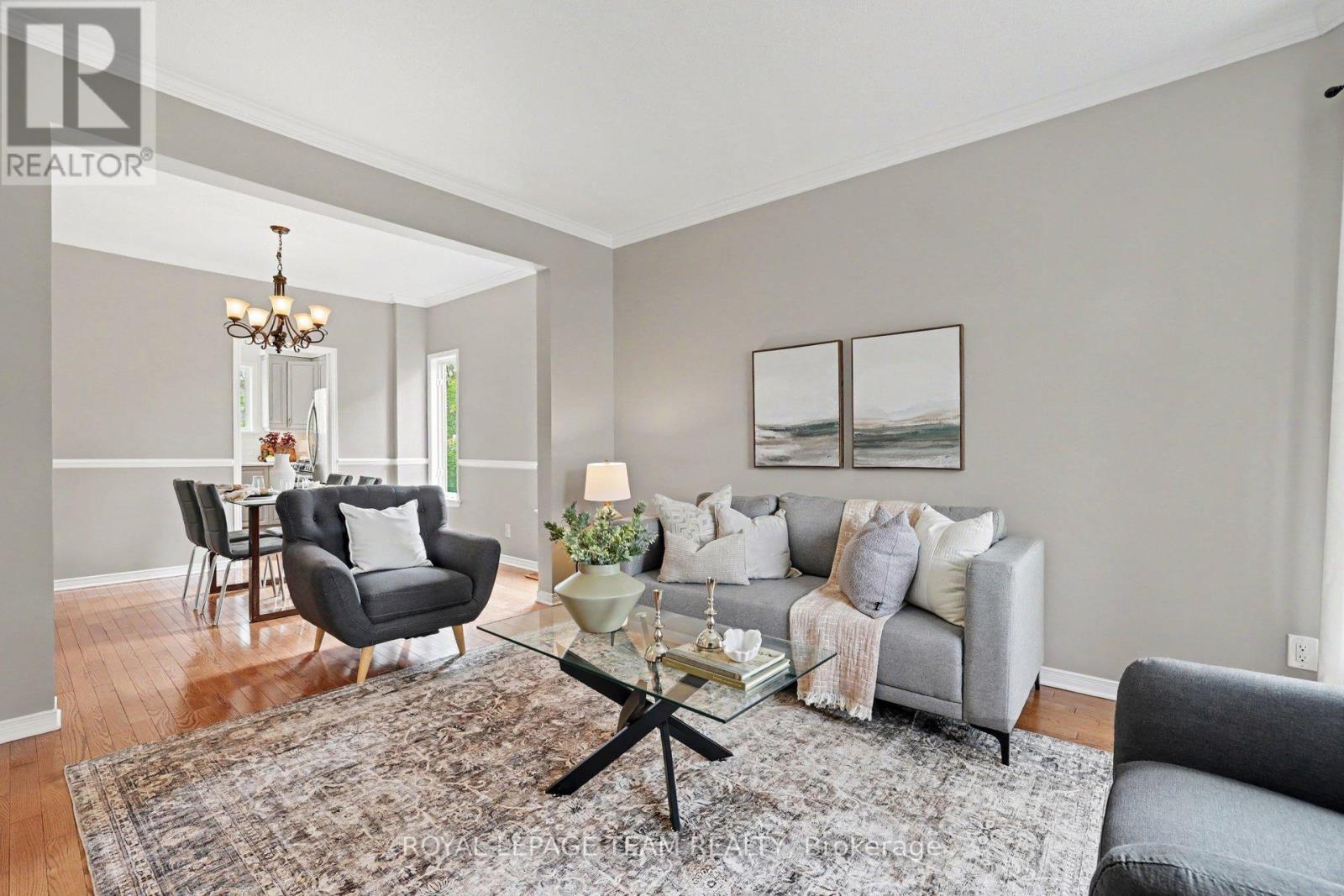 15 LADYBIRDS CRESCENT - 9