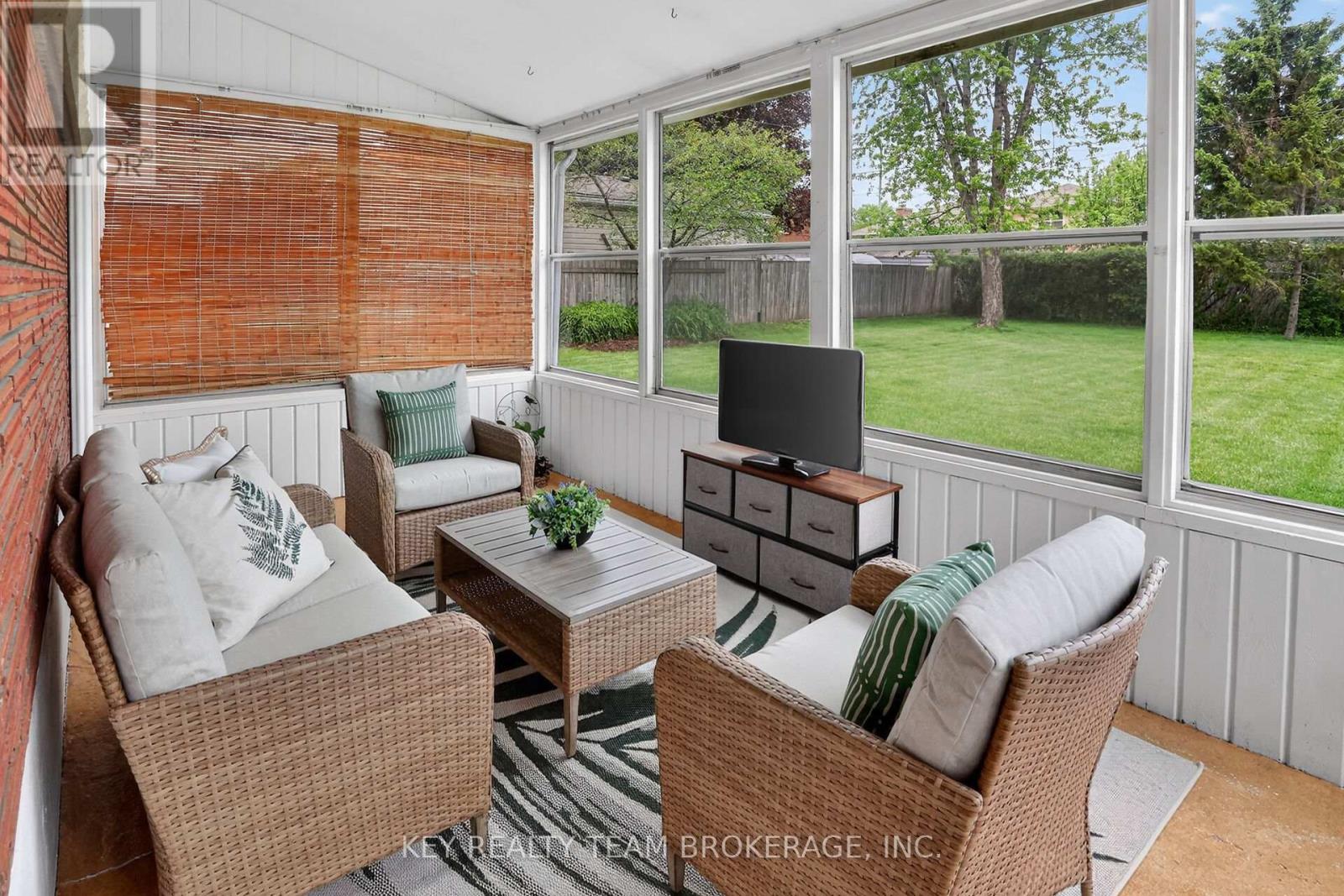 188 PRICE AVENUE - 27