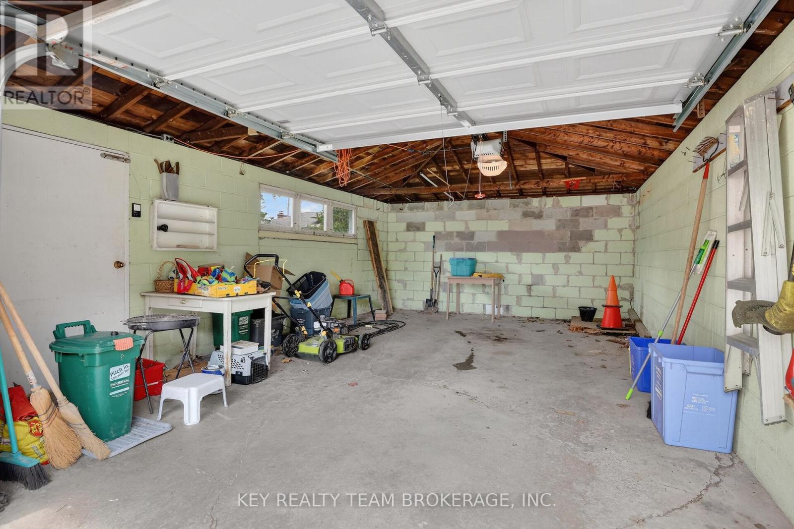188 PRICE AVENUE - 38