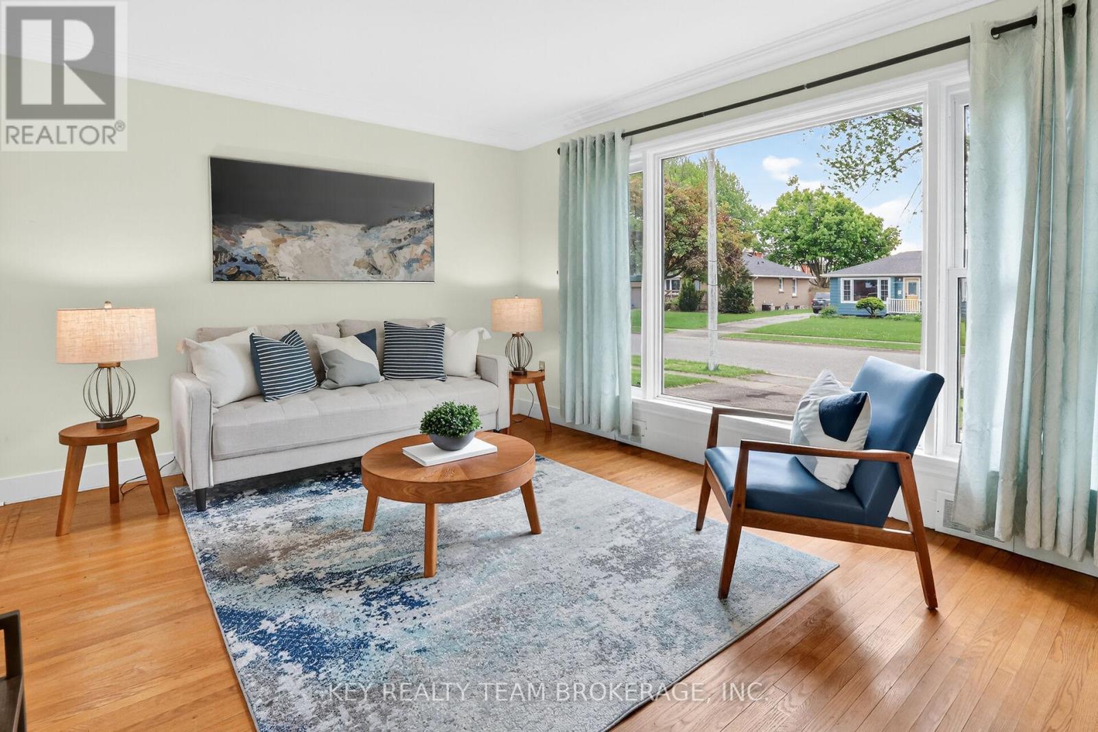 188 PRICE AVENUE - 9