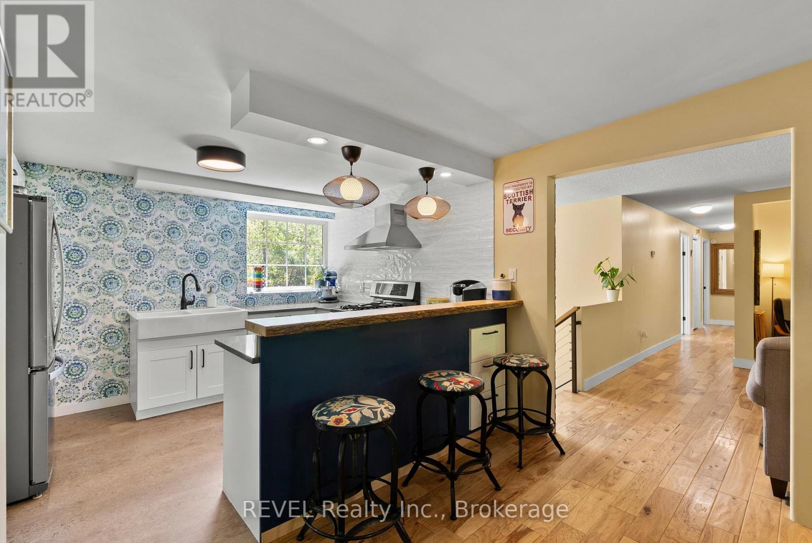 196 WARNER ROAD - 15