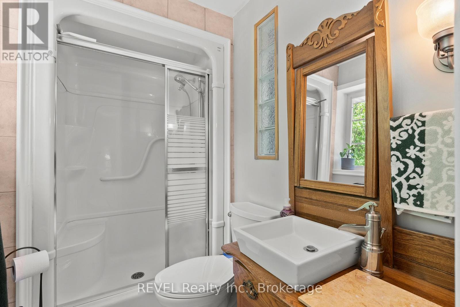 196 WARNER ROAD - 19