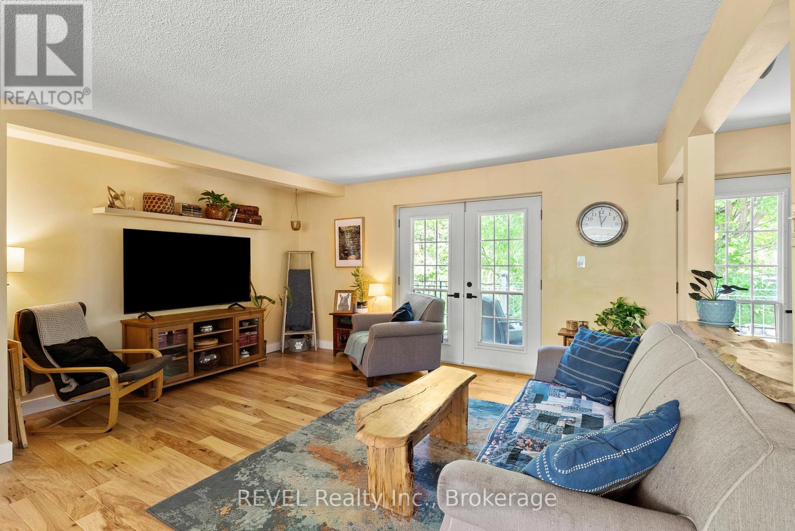 196 WARNER ROAD - 8