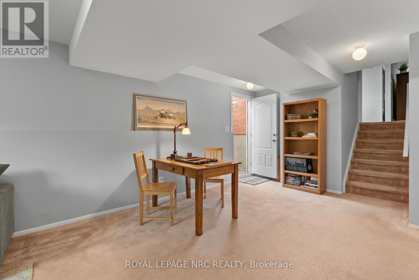 89 STONEY BROOK CRESCENT - 20
