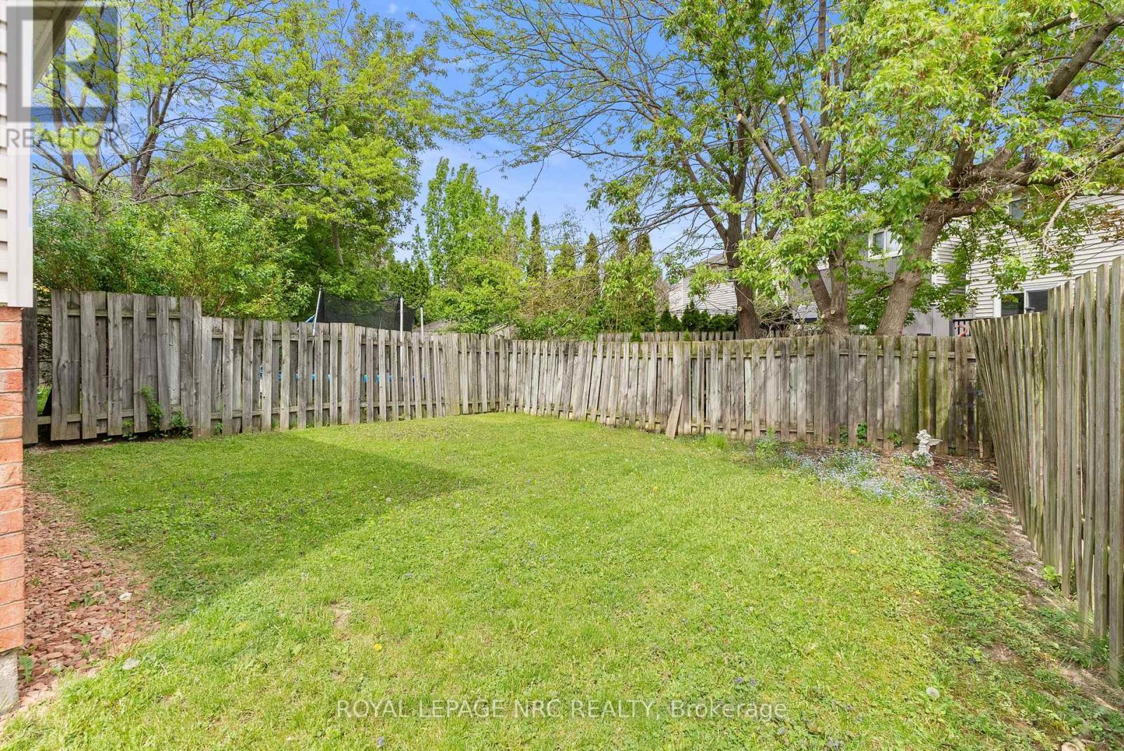 89 STONEY BROOK CRESCENT - 27