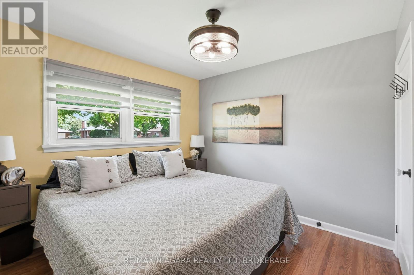 11 BRUCEDALE AVENUE - 15