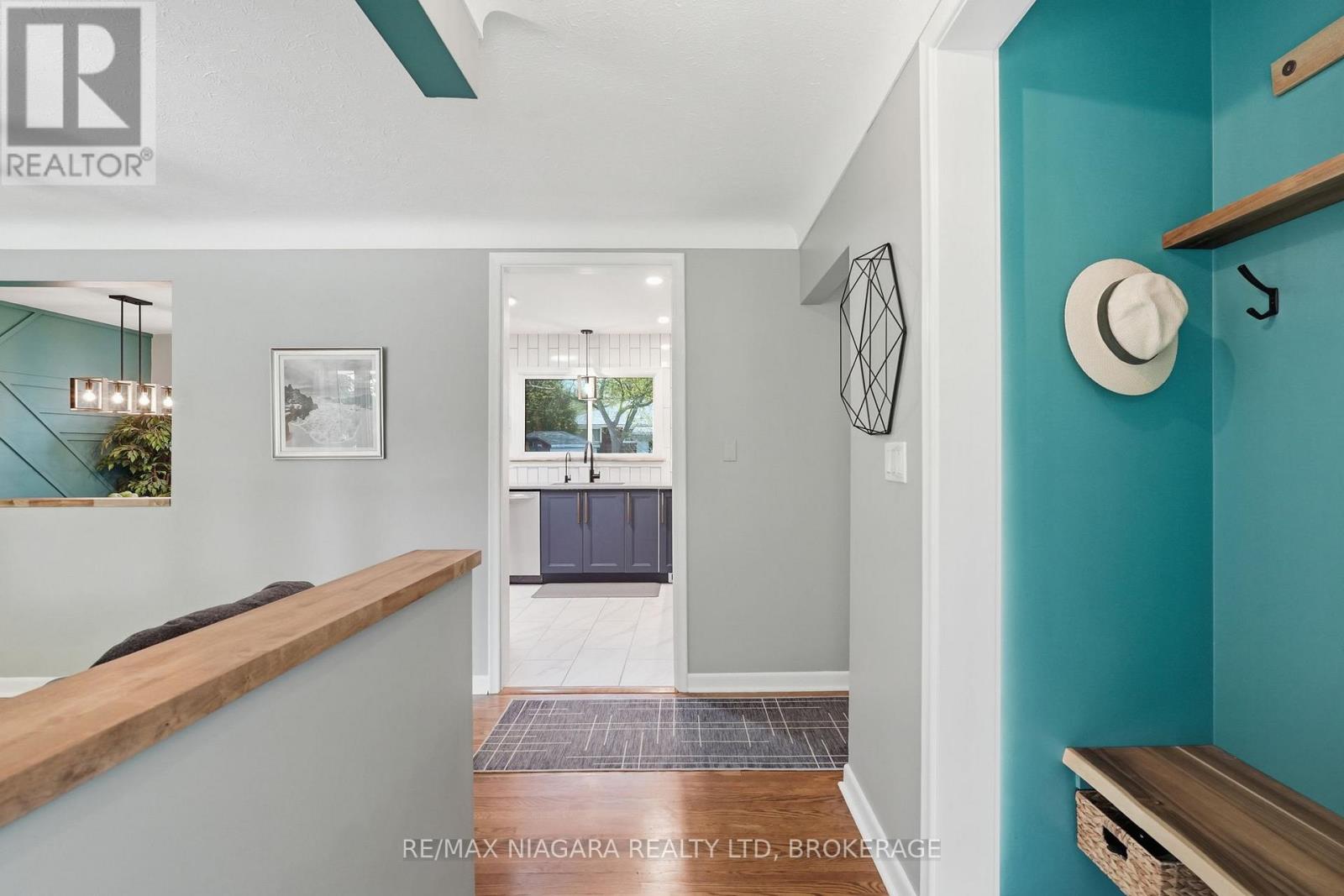 11 BRUCEDALE AVENUE - 4