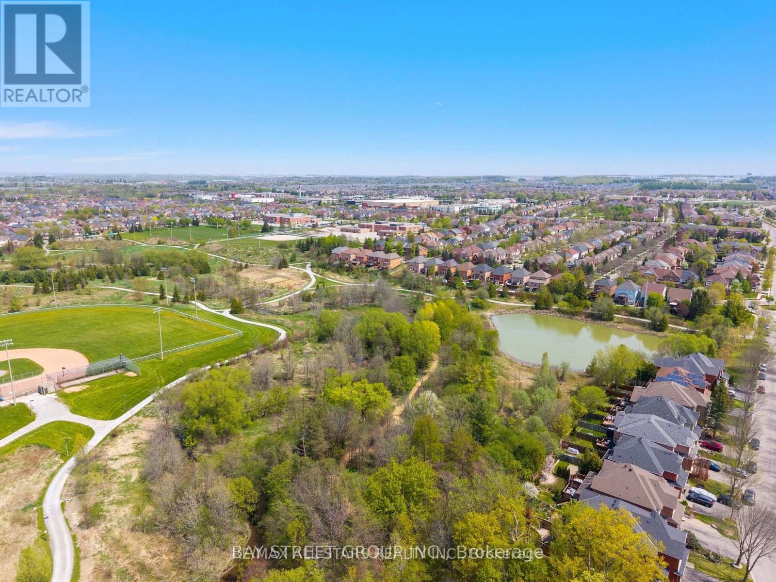 68 WOODROOF CRESCENT - 42
