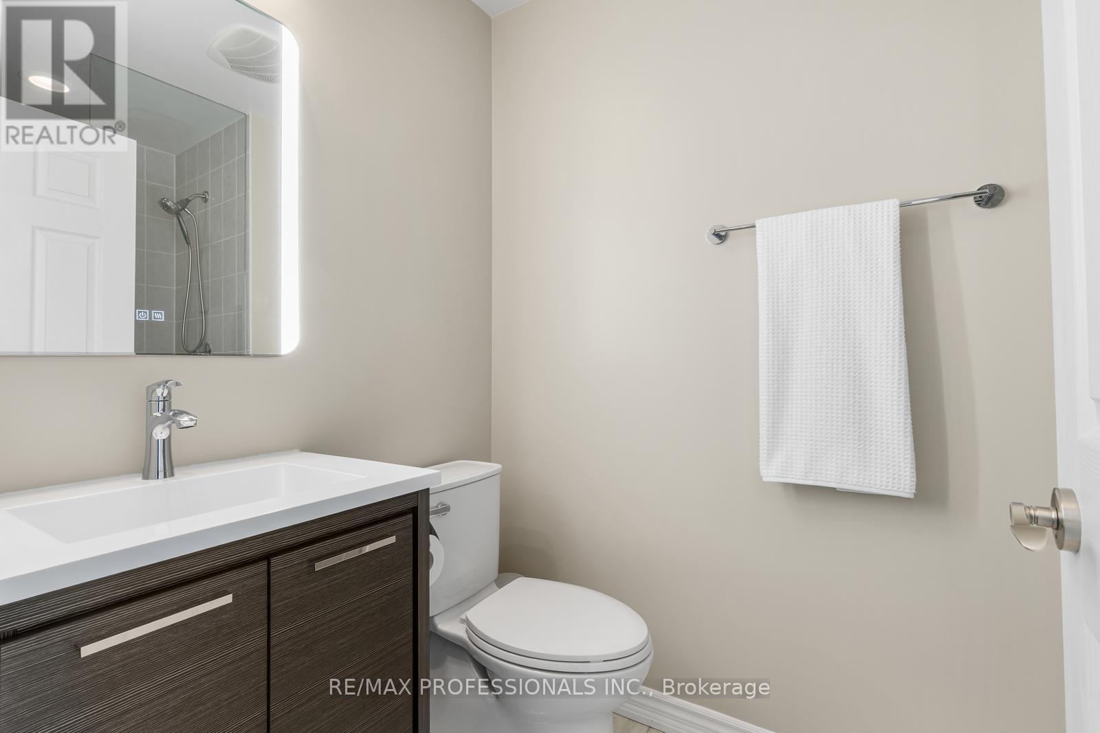 #801 1135 ROYAL YORK ROAD - 13