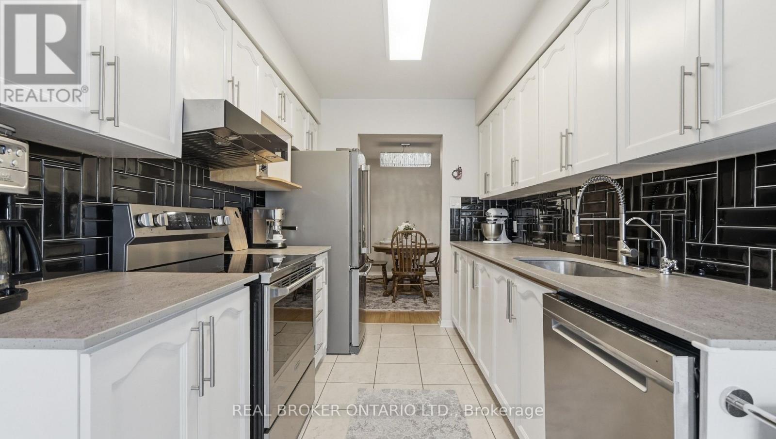 370 BERRIGAN DRIVE - 10