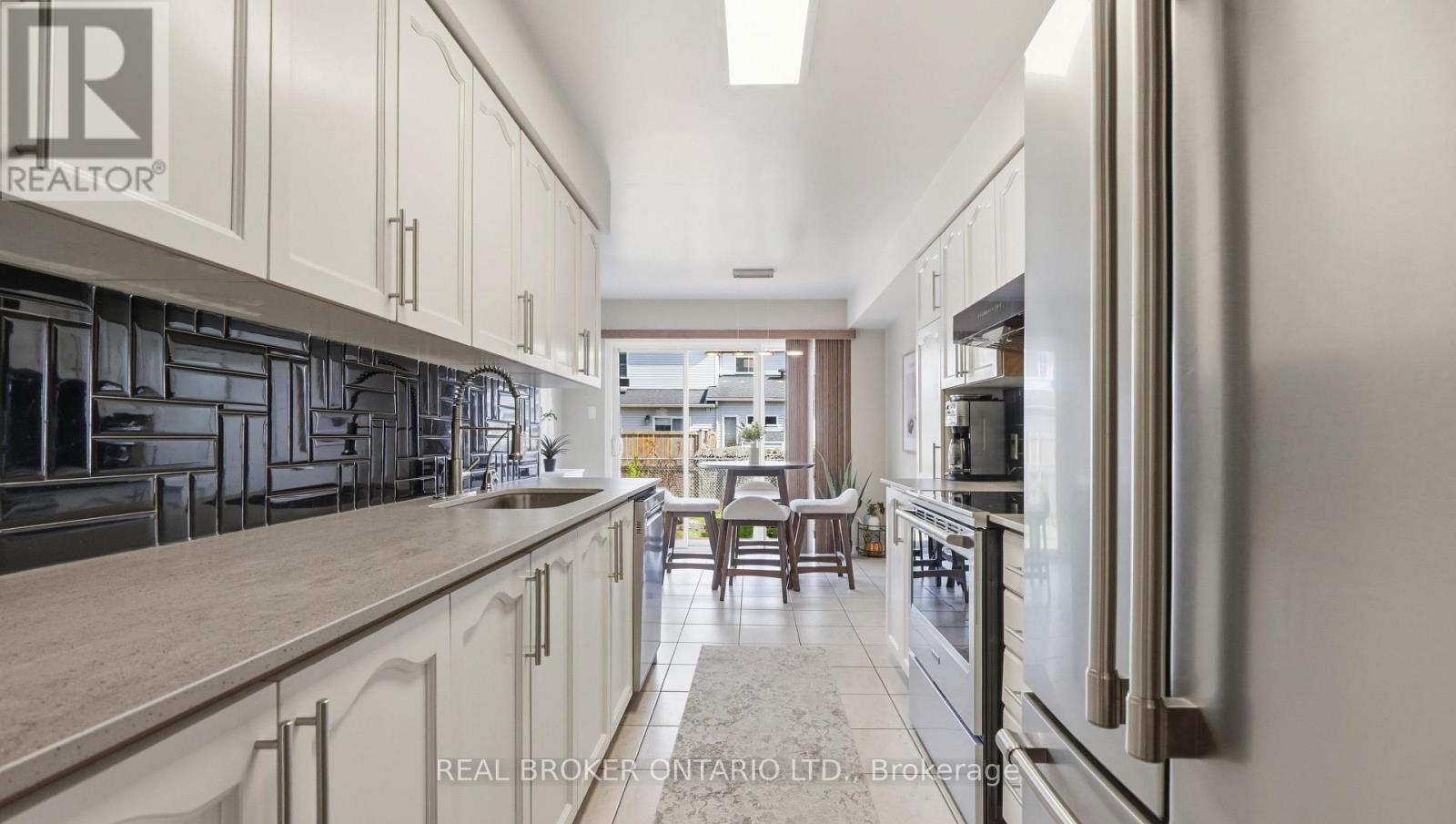 370 BERRIGAN DRIVE - 9