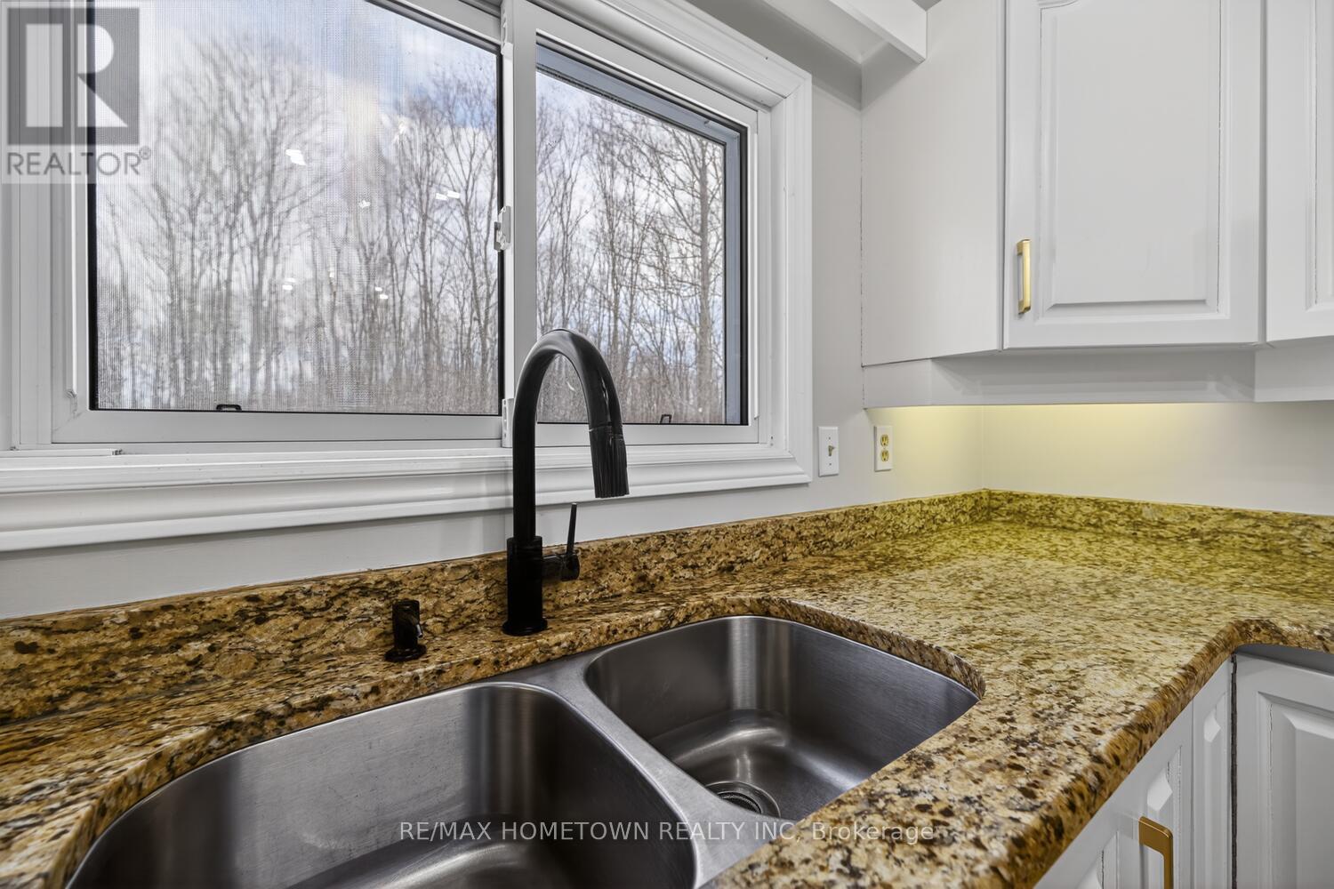5475 DEJONG ROAD - 15