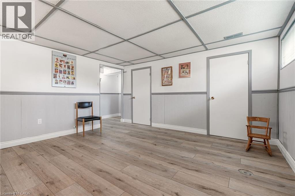 731 MULLIN Way - 33