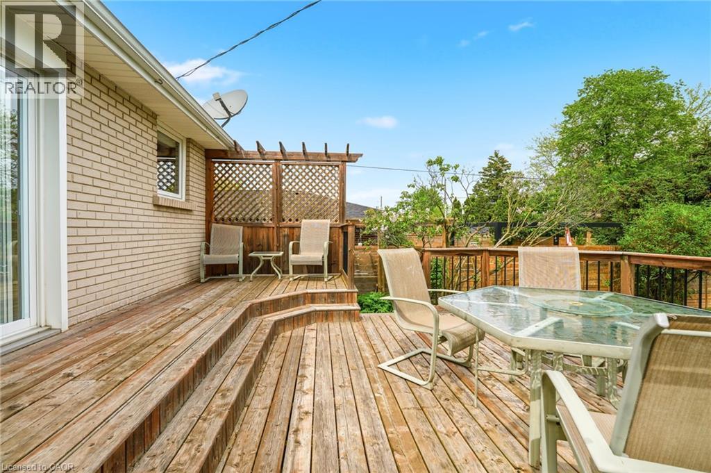 731 MULLIN Way - 37