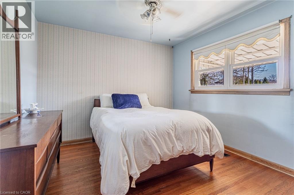 14 PLEASANT Avenue - 16