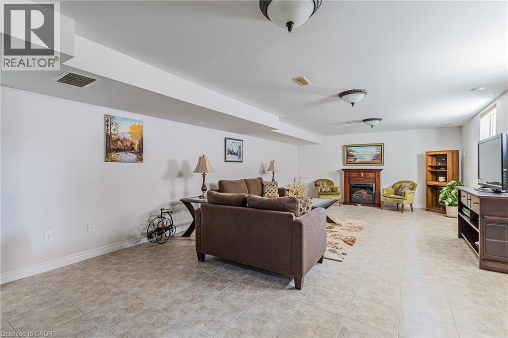 14 PLEASANT Avenue - 25
