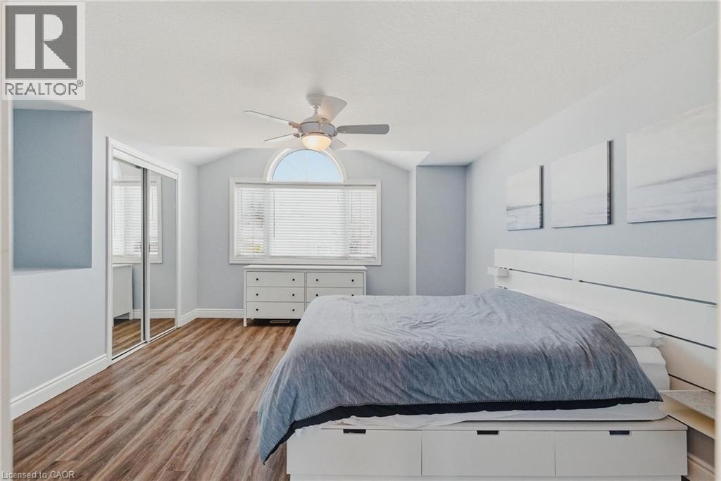 113 HOLLYRIDGE Crescent, Kitchener, Ontario, N2N3N5 — Photo 14