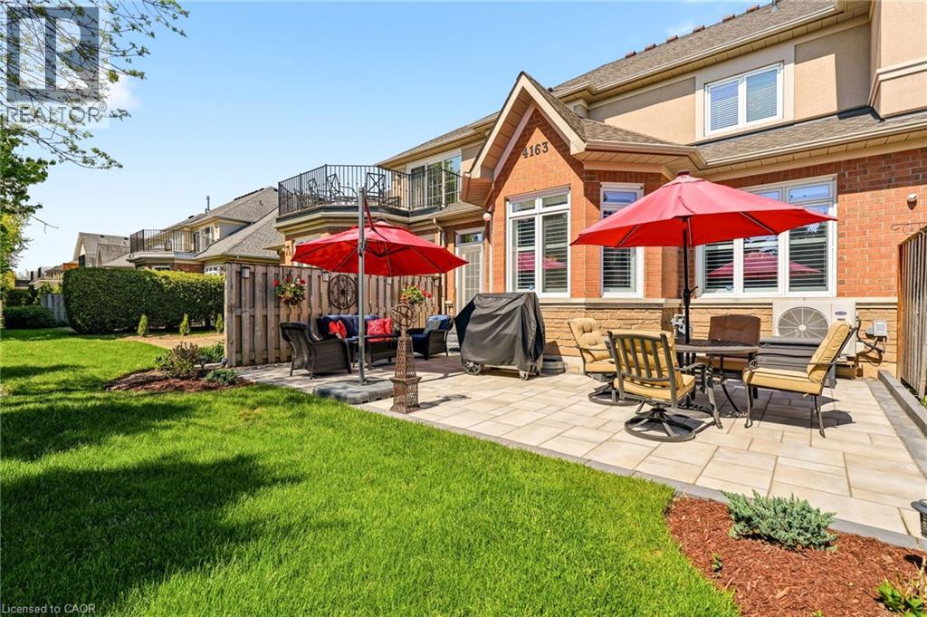 4163 STONEBRIDGE Crescent, Burlington, Ontario, L7M4N2 — Photo 6