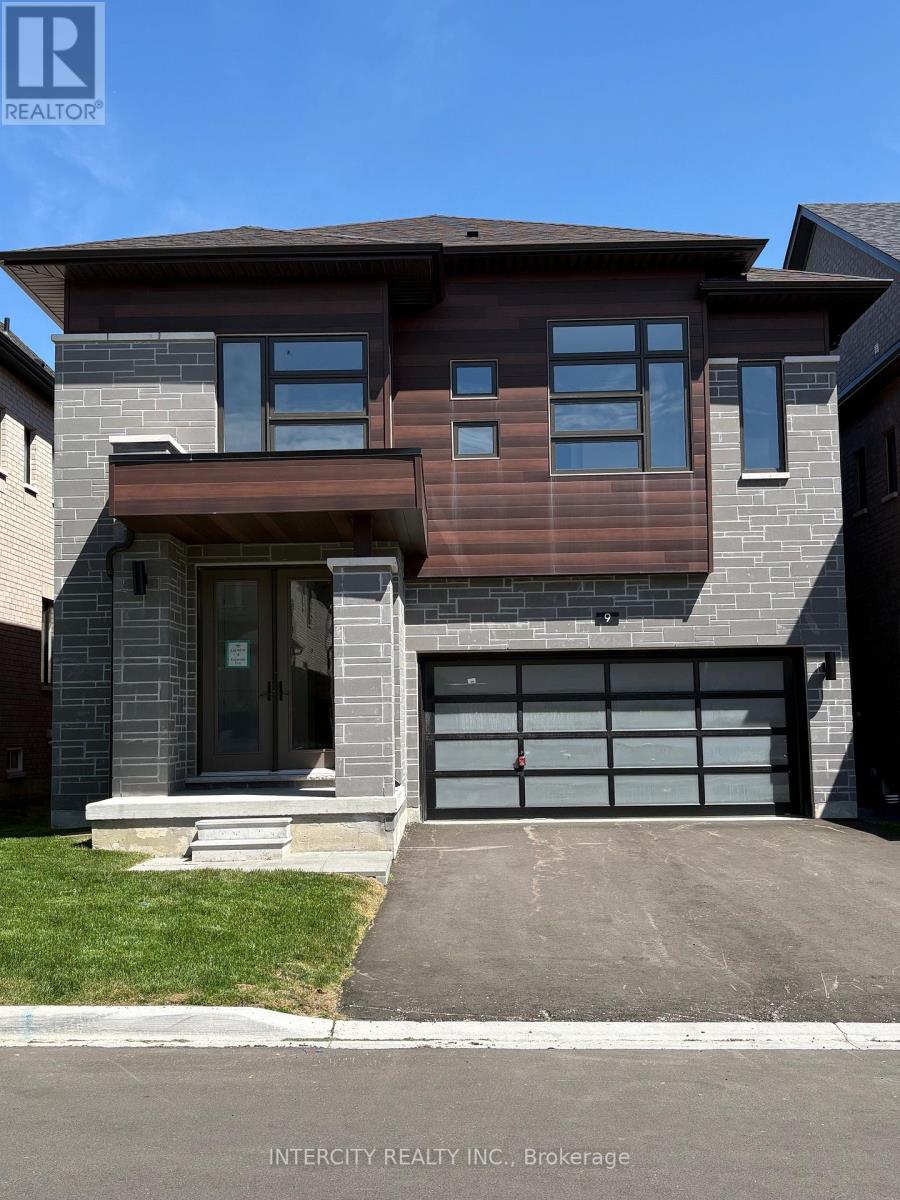 9 KEYWORTH CRESCENT - 1