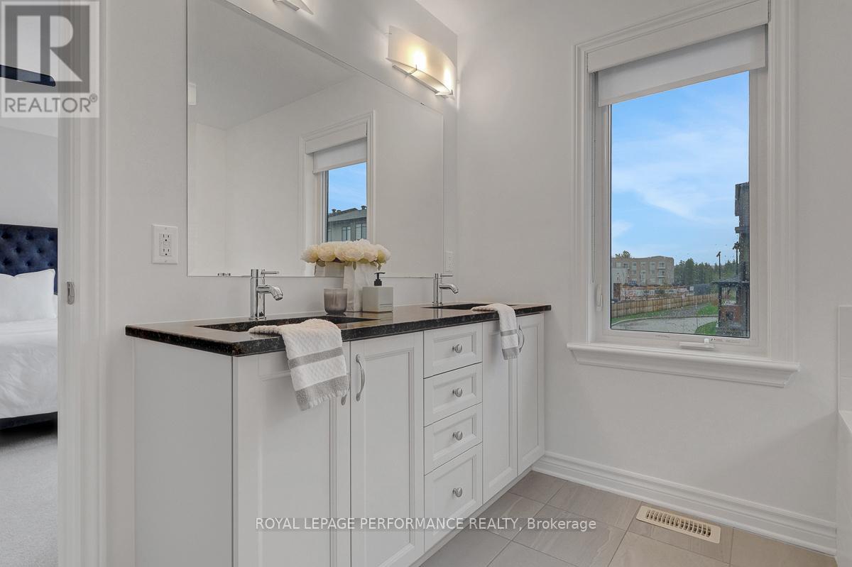 125 DUN SKIPPER DRIVE - 32