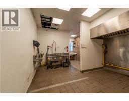11 Sinclair Boulevard, Brantford, ON N3S7X6 Photo 6