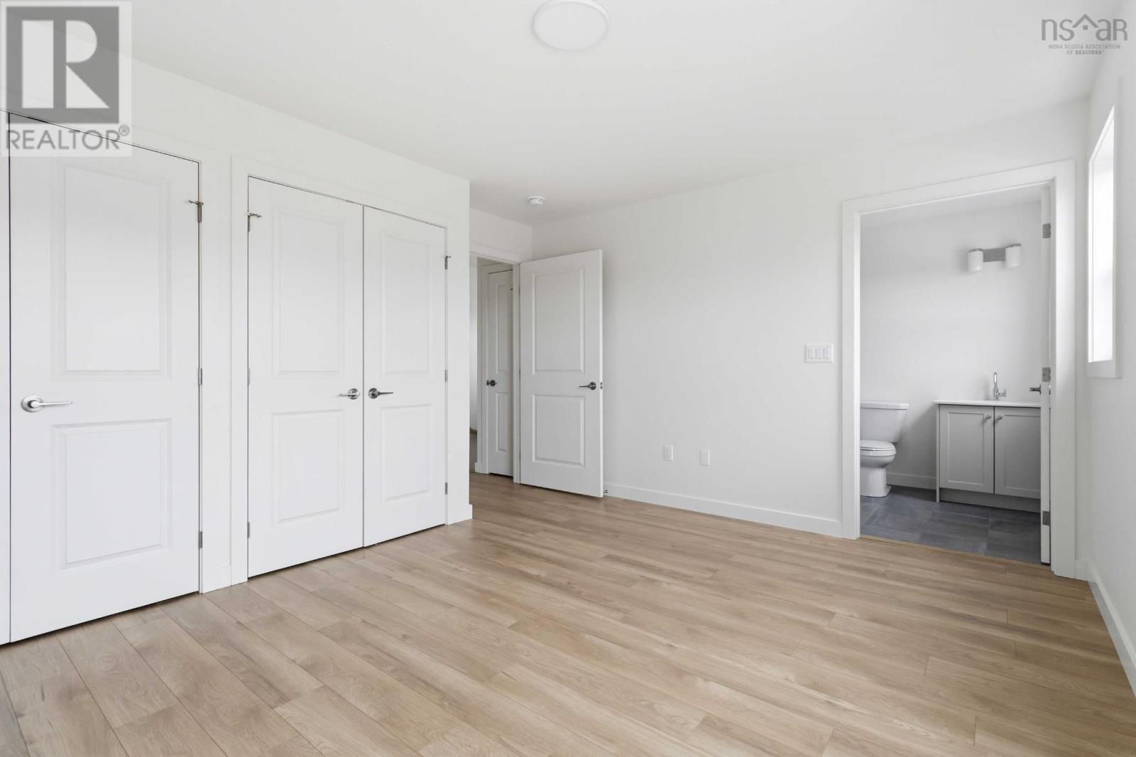 DA-60 205 Darner Drive - 20