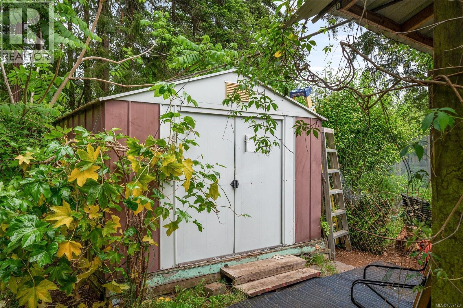 #283 2465 Apollo Dr - 31