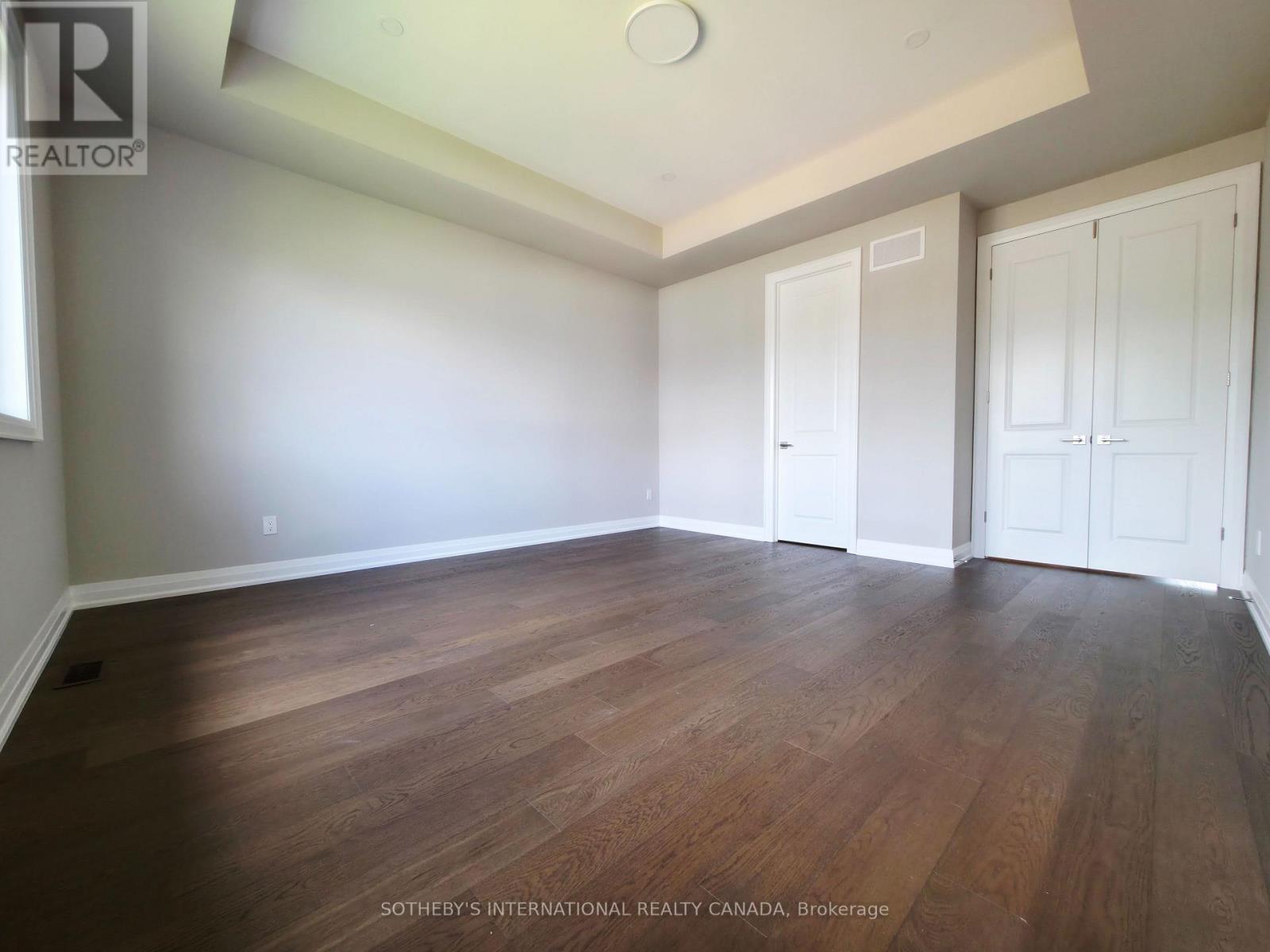 516 MARKAY COMMON - 13