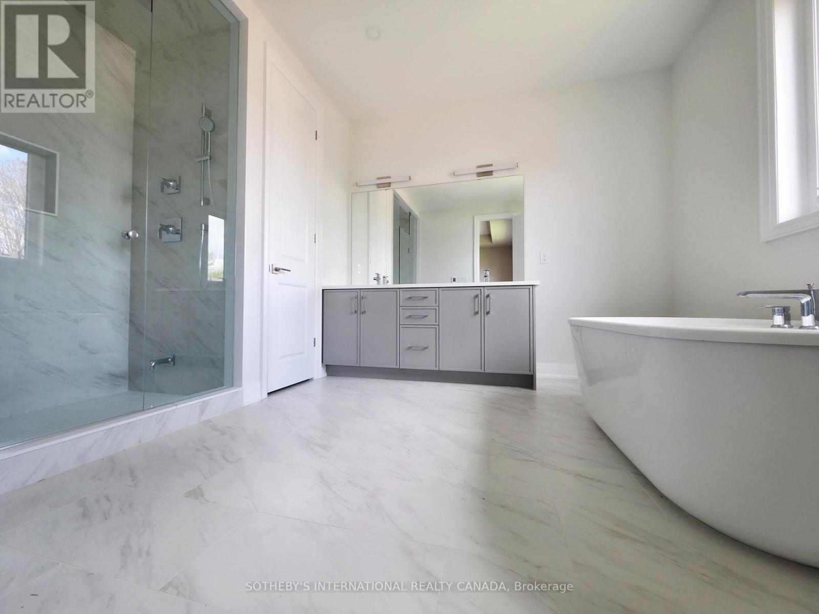 516 MARKAY COMMON - 14
