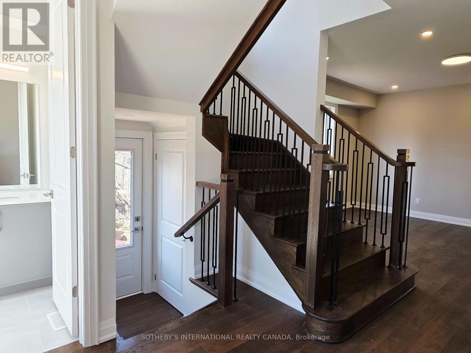 516 MARKAY COMMON - Image 3