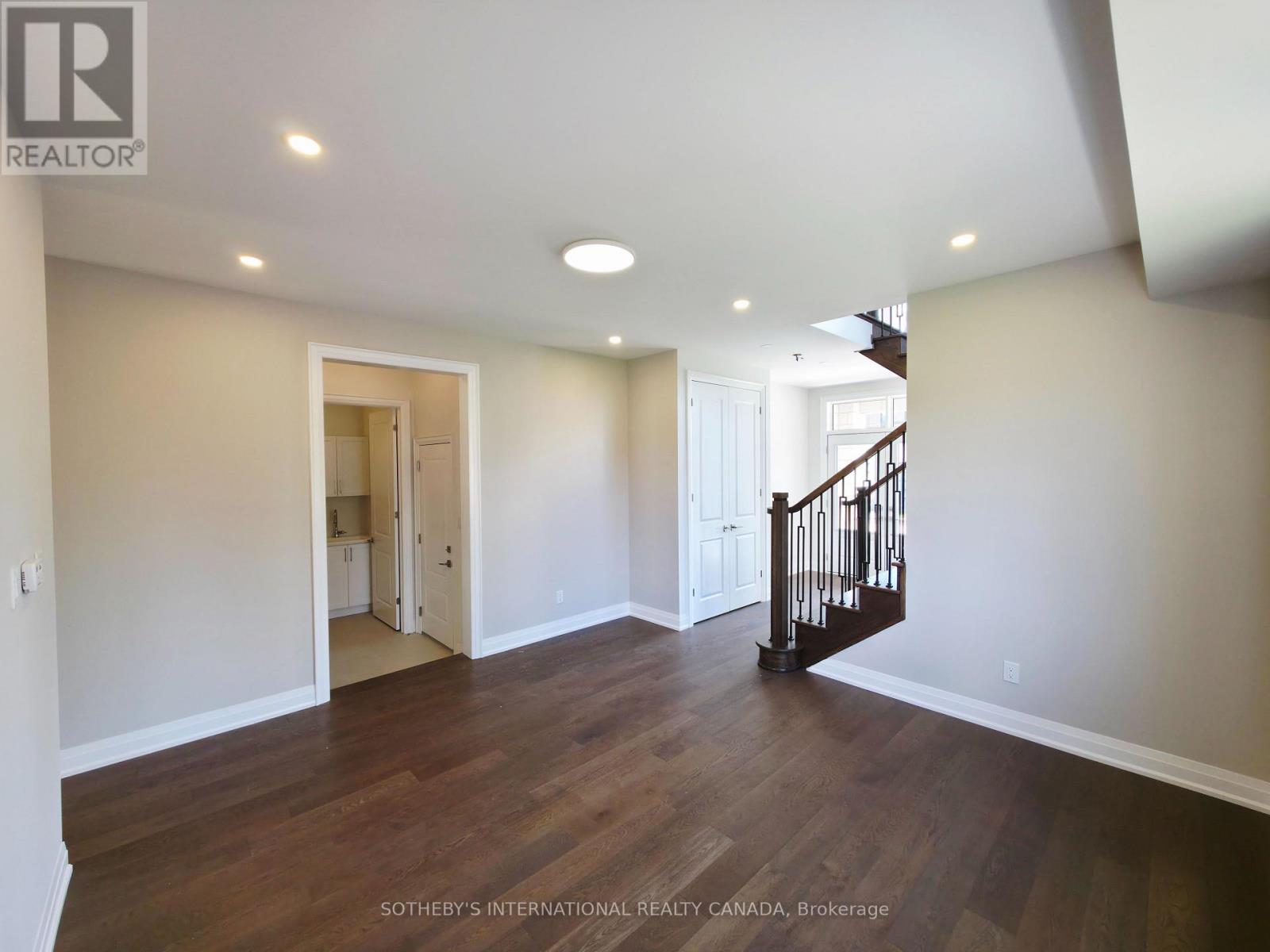 516 MARKAY COMMON - 5