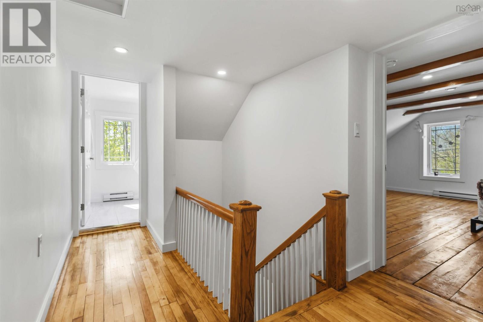 Property 39 of 48 of 42 Cornwall Road