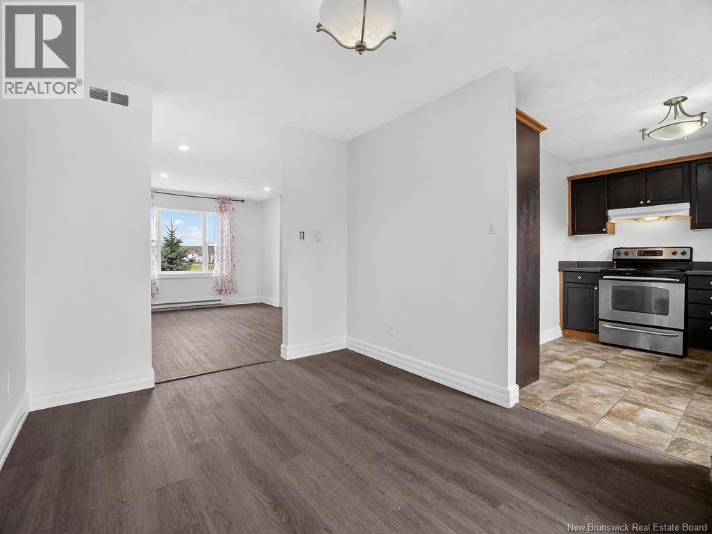 86 Lonsdale Drive - 11