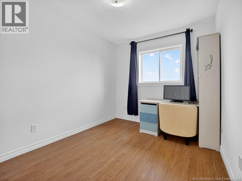 86 Lonsdale Drive - 21