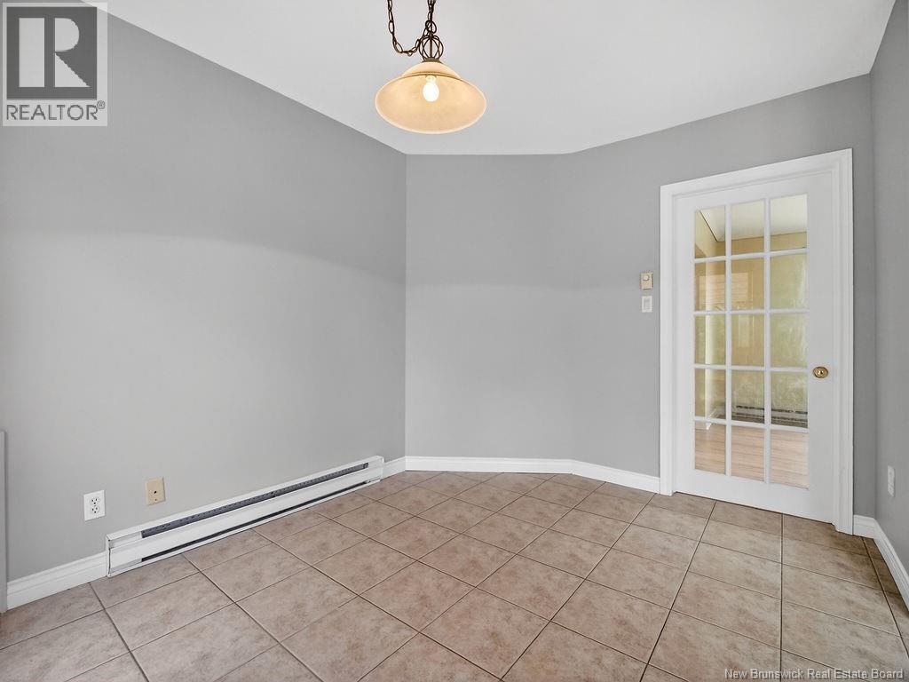 242 Broadway Street - 15