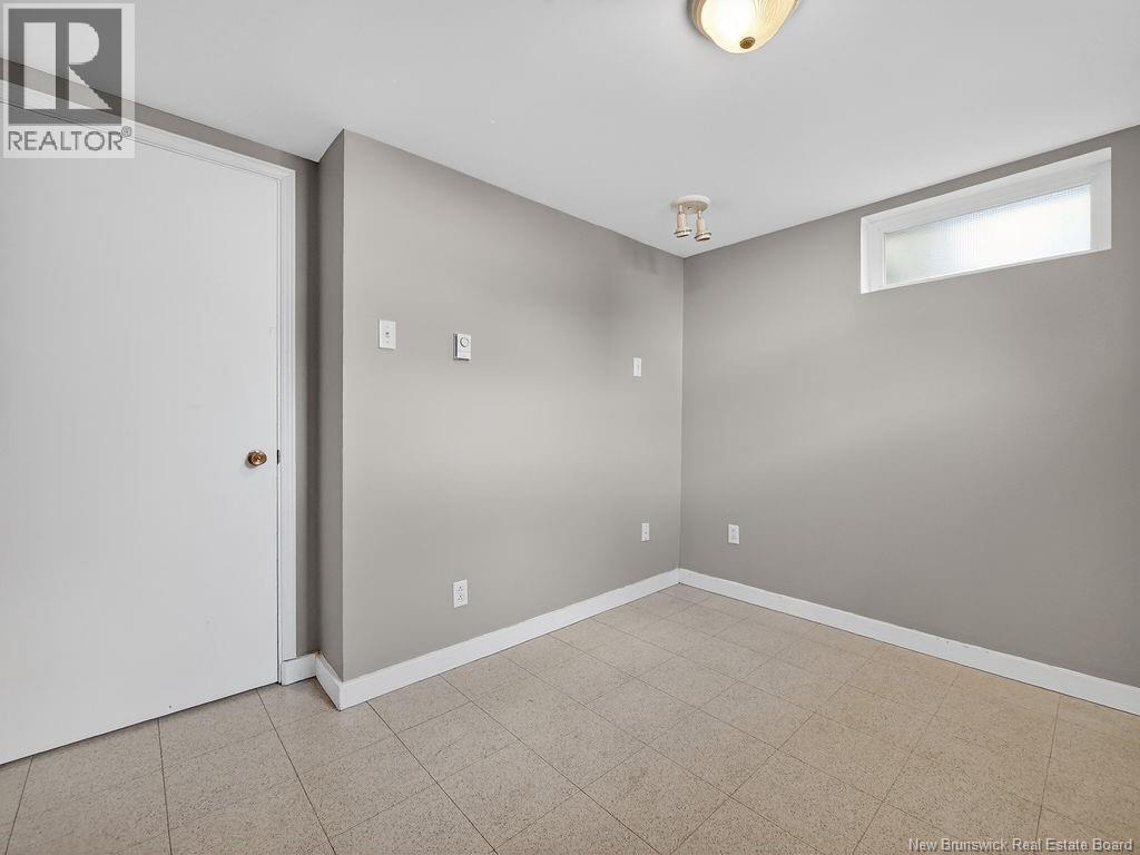 242 Broadway Street - 23