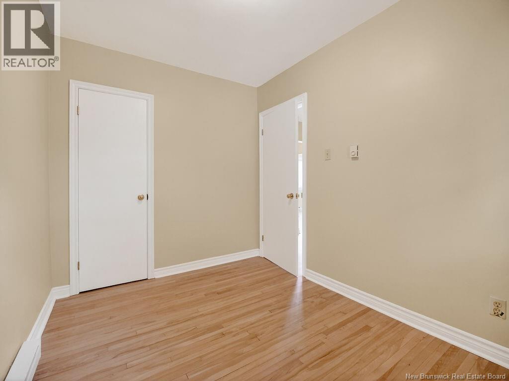 242 Broadway Street - 28