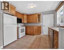 4pc Bathroom - 242 Broadway Street, Moncton, NB E1A3Y6 Photo 10