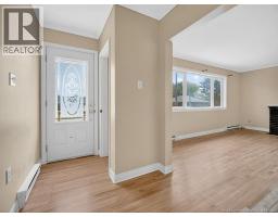 242 Broadway Street, photo 3